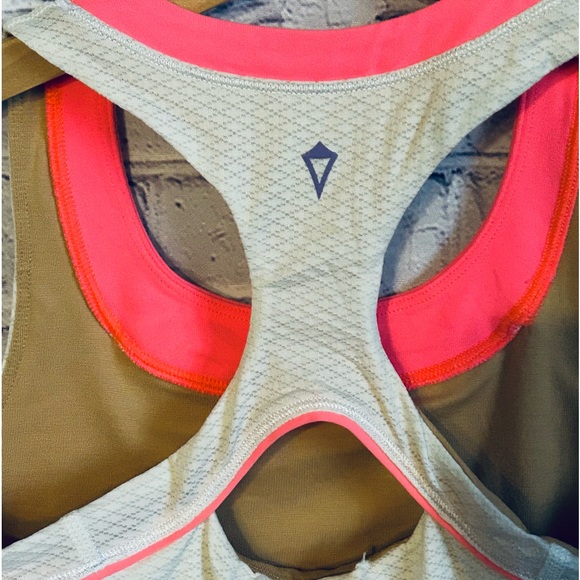 IVIVVA by LULULEMON girls size 8 white / pink lined tank - Picture 3 of 4